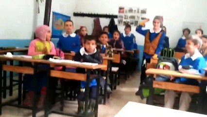 Öğretmen Atarsan ödev yok. demiş. Sonrasında öğrencilerin yaşadığı mutluluk.. 