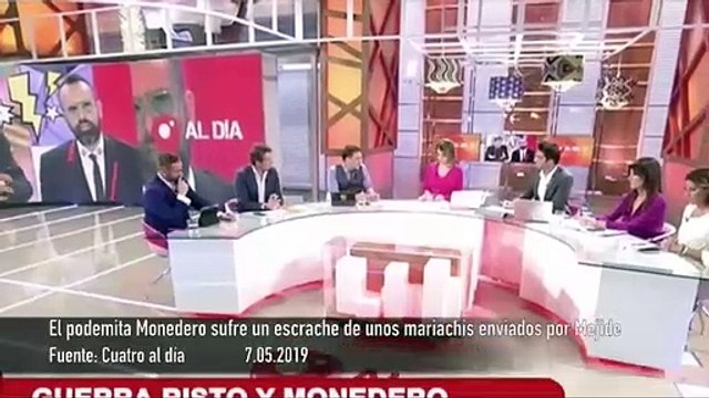 Escrache de Risto Mejide a Monedero...con unos mariachis