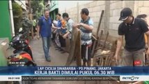 Partai NasDem Bantu Warga Bersihkan Sampah Sisa Banjir di Pondok Pinang