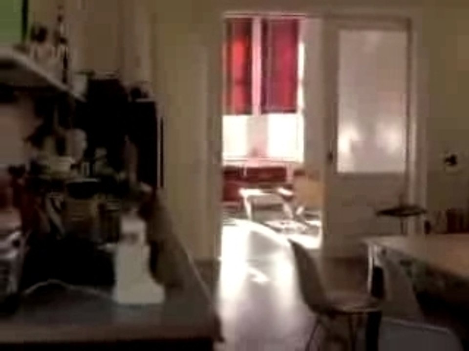 Bébé qui se la donne a mort