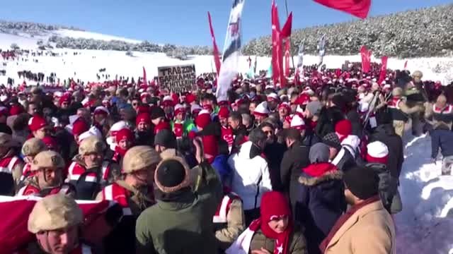 Vefakar gençlik, fedakar ecdadı 105'inci yılında anmak için toplandı (2) - KARS