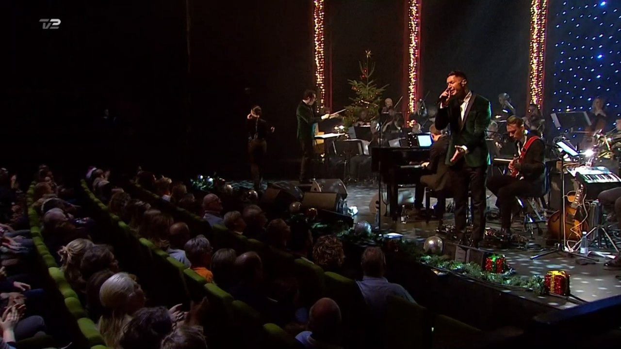 Burhan G - Tinka | Det store Juleshow med Burhan G ~ TV2 Danmark