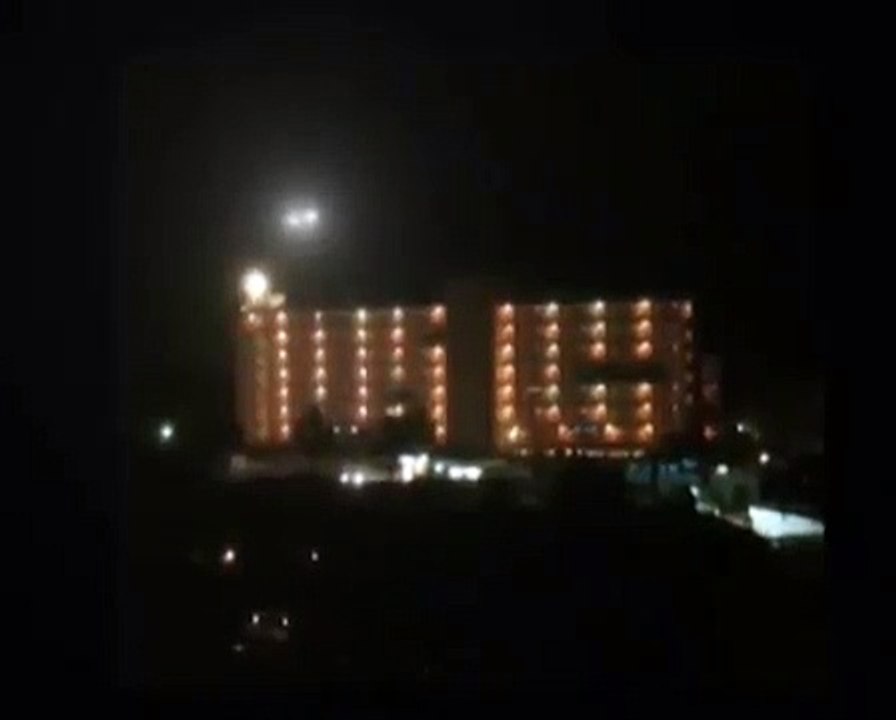 ufo_encounters_over_a_hotel_at_night_caught_on_camera.