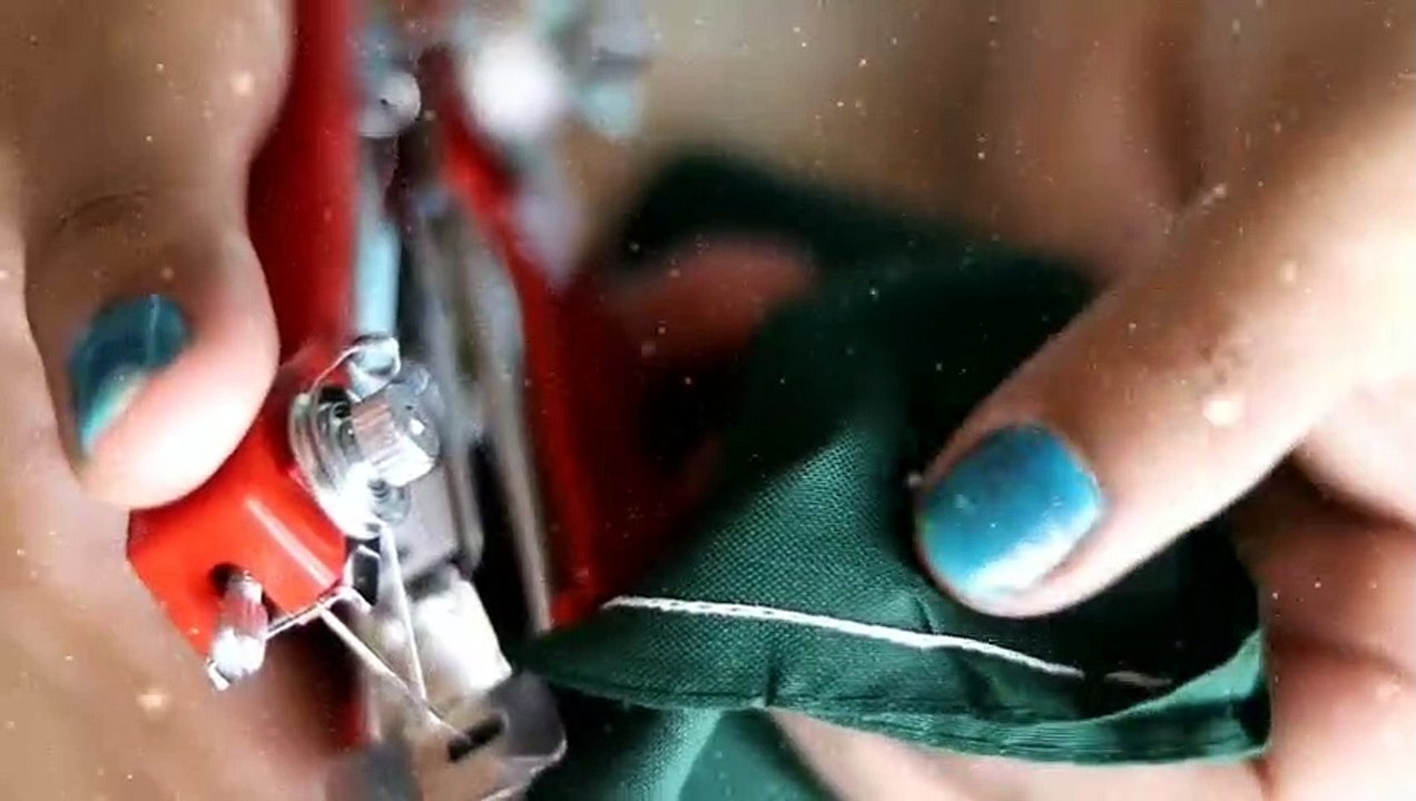 portable sewing machine