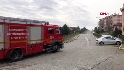 Sakarya apartmanda çıkan yangında 3 kişi dumandan etkilendi