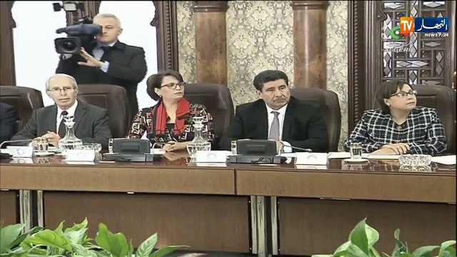 رئيس الجمهورية عبد المجيد تبون يترأس أول إجتماع لمجلس الوزراء