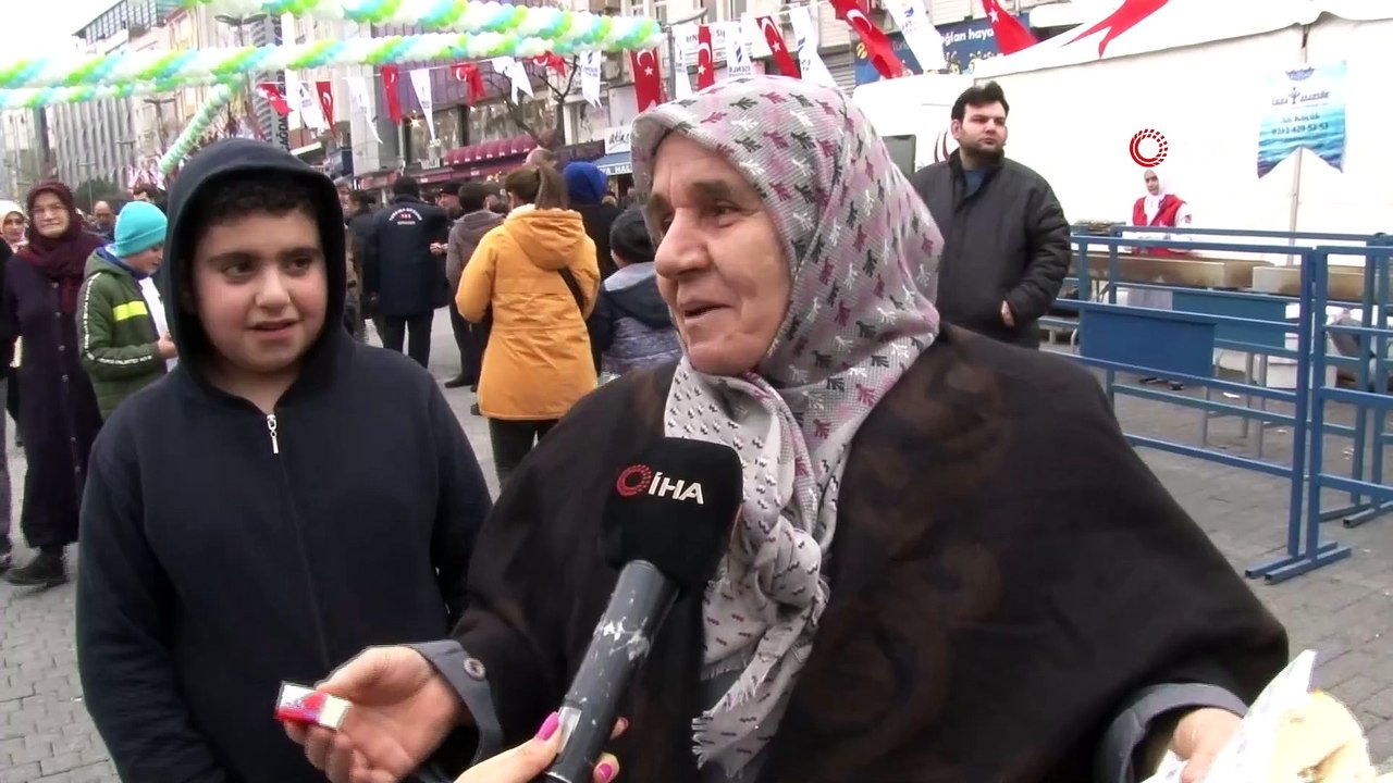 Esenler’de  9.Geleneksel Hamsi ve Horon Festivali renkli görüntülere sahne oldu