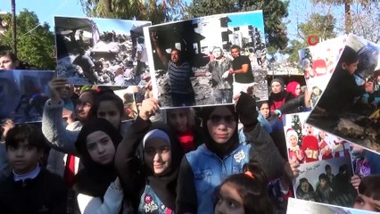 Hatay’da Suriyeliler, İdlib’deki saldırıları protesto etti