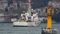 Rus savaş gemisi istanbul boğazı'ndan geçti