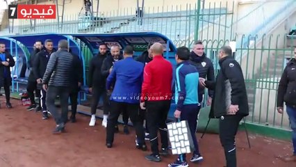 شاهد.. نفرتيتي هدية مدرب طنطا لكارتيرون قبل لقاء الزمالك