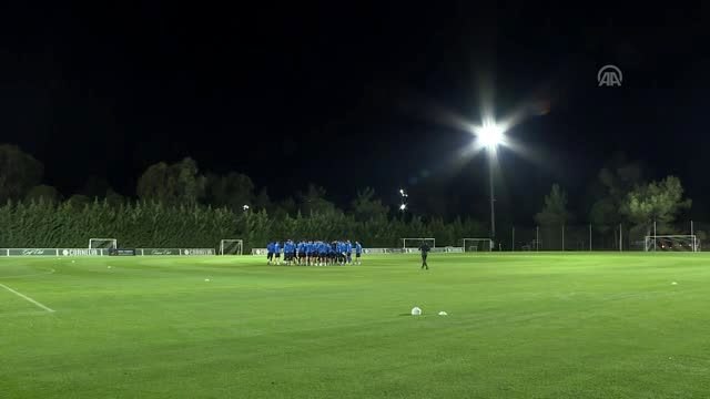 Çaykur Rizespor Teknik Direktörü İsmail Kartal'dan Podolski açıklaması