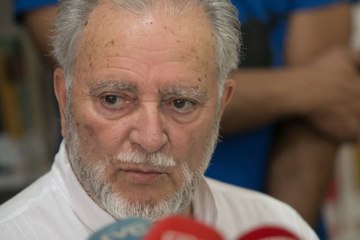 Julio Anguita defiende al dictador Nicolás Maduro