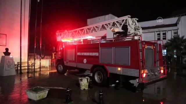 Milas Devlet Hastanesindeki yangın maddi hasara neden oldu