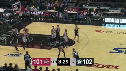 Chimezie Metu flies in for the alley-oop slam