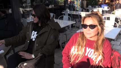 Yonca Evcimik sanat hayatının 42'nci yılını kutluyor