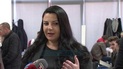 Shërbimet për makinat online, qytetarët jo më pritje në sportele - Vizion Plus