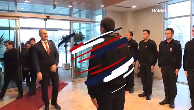 Bakan Gül, infaz koruma memurlarının yeni kıyafetlerini tanıttı