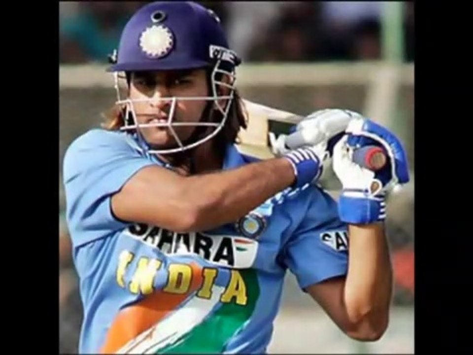 ITS MAHENDRA SINGH DHONI ! AAn Ho Baan Ho Bharat ke Thum Shaan Ho , Meet Ho Preeth Ho har pal tera Jeeth ho., Asthrho Shastrho chukena tera vo Laksh ho, Jaabaaz ho Dhuon daar ho dilkash dil daar ho, japka palak dekho dadli hai luck Anhono ko karde hooni,