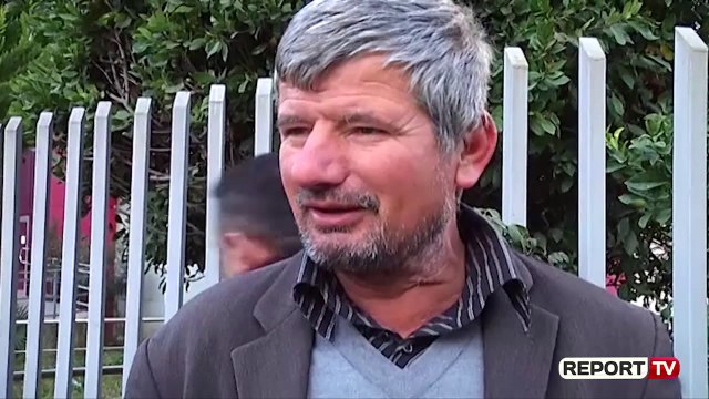 Report TV -Gjelat e detit, fermerët e Lushnjes: S’ka blerës! Konsumatorët: Çmimi i lartë...