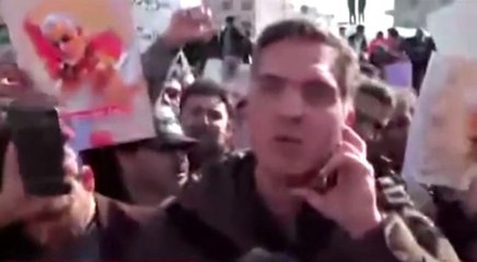 Süleymani'nin cenaze törenini canlı yayınlayan Amerikan kanalı, logosuz mikrofon tercih etti