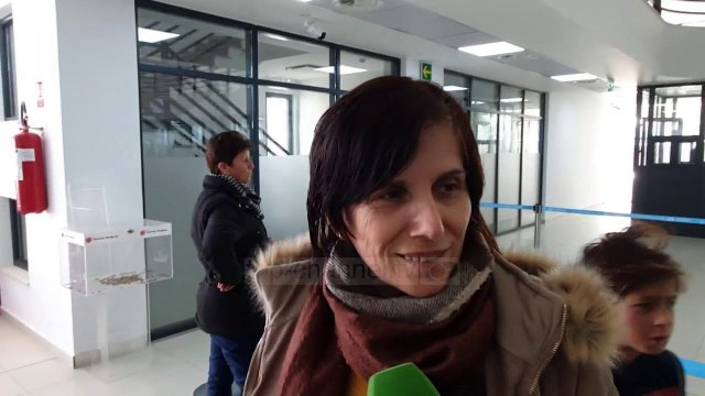 Fluks emigrantësh në kufi/ Mbi 250 mijë persona dhe 70 mijë mjete kanë hyrë në vend