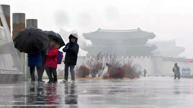 [날씨] 이름값 못한 '소한' 절기...추위 대신 겨울 호우 / YTN