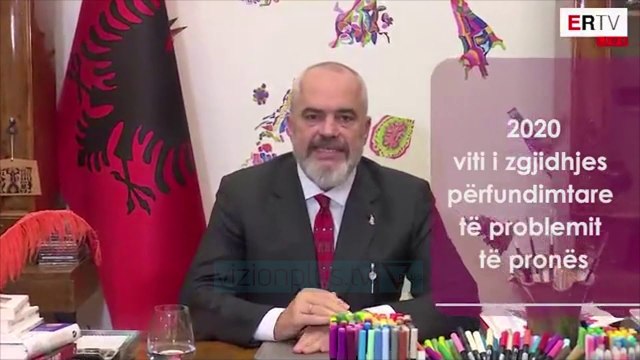 Edi Rama bën urimin e tij për Vitin e ri 2020 - News, Lajme - Vizion Plus