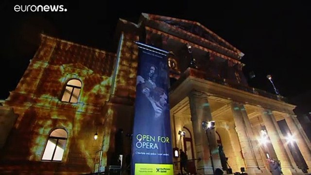 В Праге вновь открылась Государственная опера