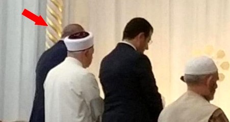 Ekrem İmamoğlu, Cumhurbaşkanı Erdoğan ile cuma namazı çıkışında ne konuştuğunu anlattı