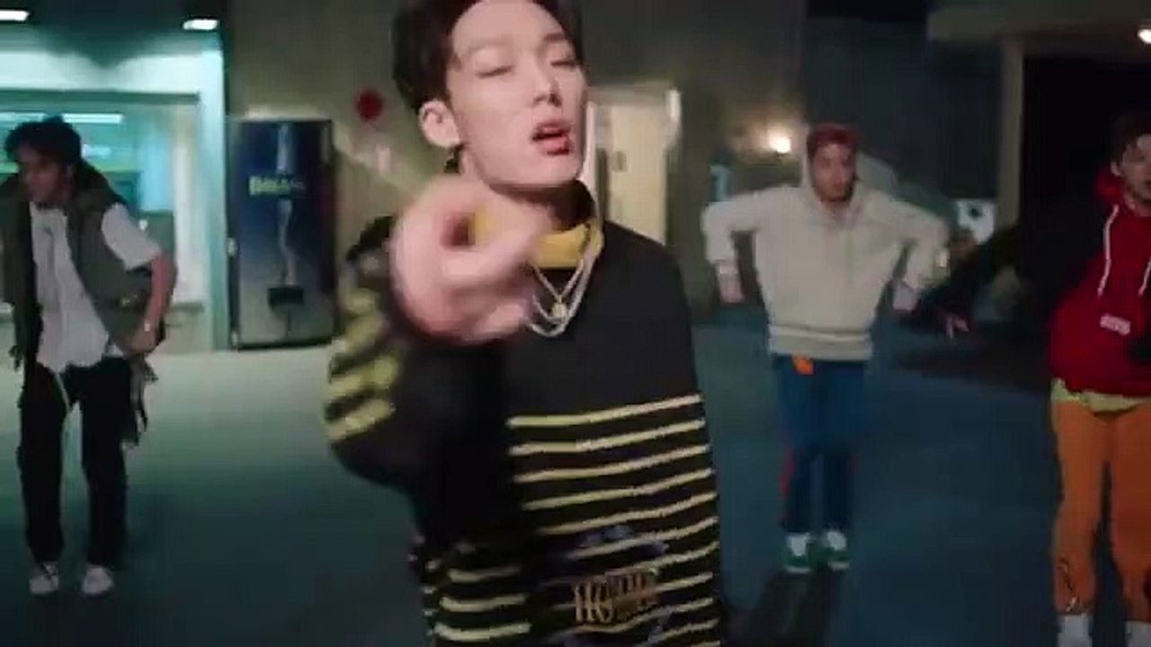 iKON+-+‘사랑을+했다(LOVE+SCENARIO)’+M-V
