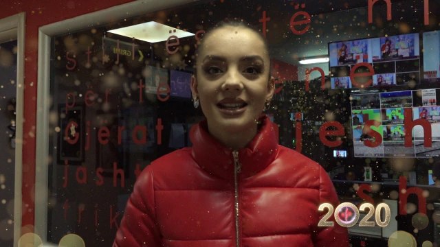 Ora News - Stafi i RTV Orës dhe Ora News ju uron GEZUAR FESTAT
