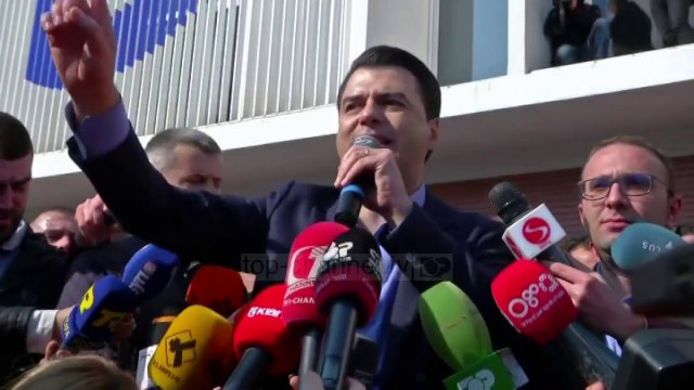 Ngjarjet që shënjuan vitin 2019/Braktisja e Parlamentit, zgjedhjet, mos hapja e negociatave, tërmeti