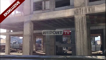 Report TV -Pompa e betonieres i bie mbi kokë, momenti i nxjerrjes së trupit