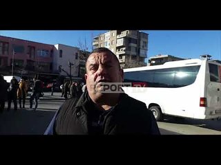 Скачать видео: Këputja e betonieres në Korçë, dëshmitari: Mund të kishte pasur më shumë viktima