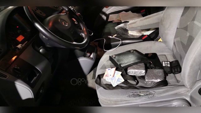 Ora News - Bllokohen 5 makina luksoze në Kakavijë, ishin vjedhur në Gjermani e Greqi