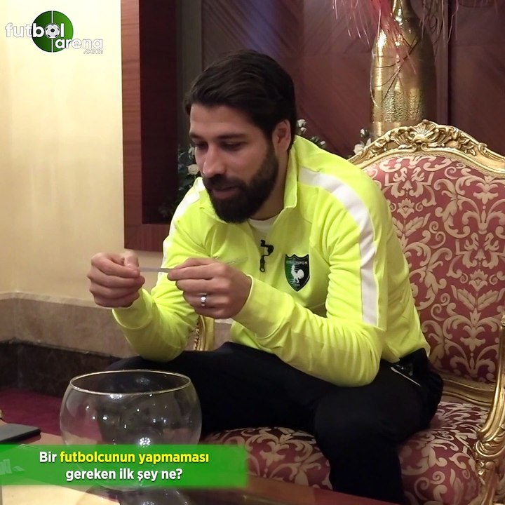 Olcay Şahan: "Bir futbolcunun kendine iyi bakması lazım, vücuduna zarar verecek hiçbir şey yapmamalı"