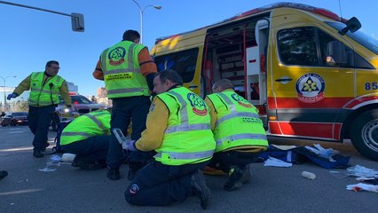 Un motorista queda herido grave tras chocar con un turismo en Madrid
