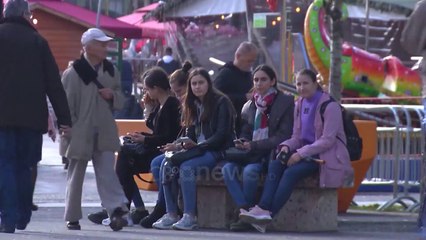 Ora News - Pas pushimeve qytetarët përjetojnë stres për kthimin në punë