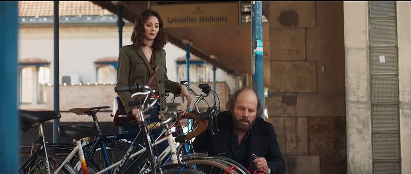 Le Lion Bande-annonce VF (2020) Dany Boon, Philippe Katerine