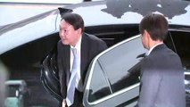 [현장영상] 윤석열, 추미애 예방 위해 법무부 도착...첫 만남 관심 / YTN