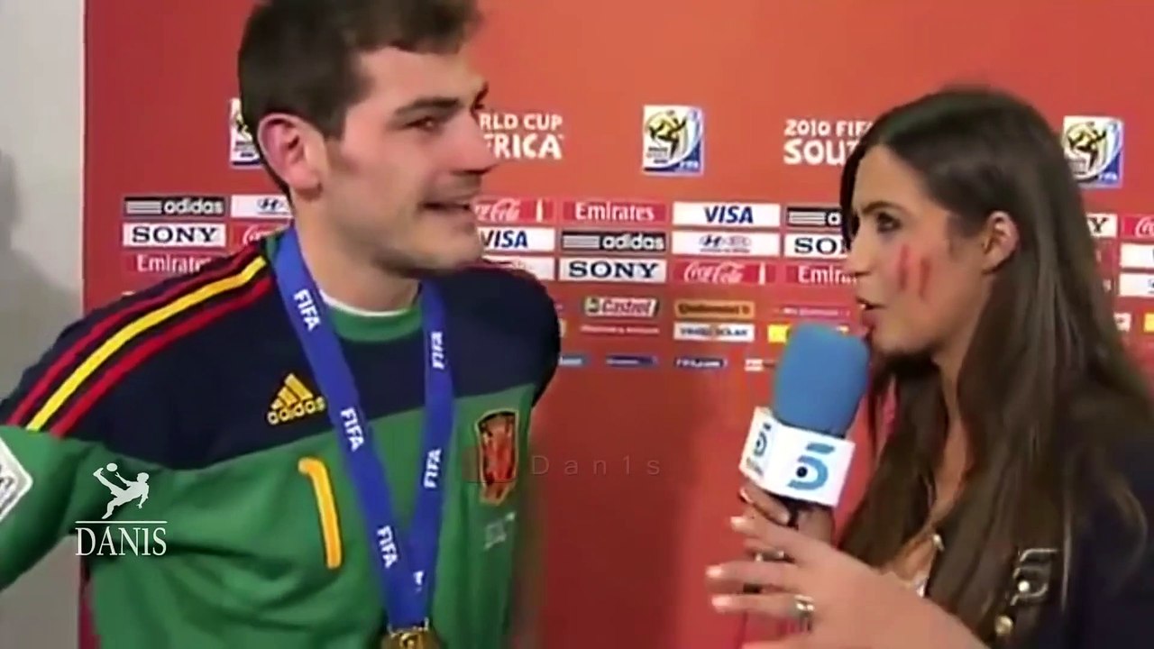 Most Amazing Kisses In Football Matches