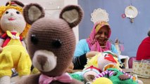 Ev hanımları organik oyuncak bebek üretiyor, çocukları plastik oyuncaklardan koruyor