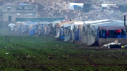 İdlibli küçük Erva: "Burada yaşam, Esed'in bombardımanından daha zor" (1)