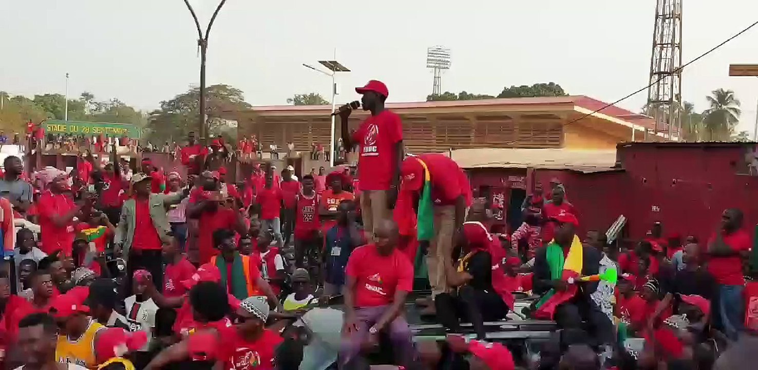 Sekou Koundouno menace sérieusement les autorités de Conakry