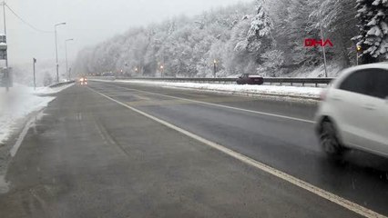 Bolu'da kar yağışı
