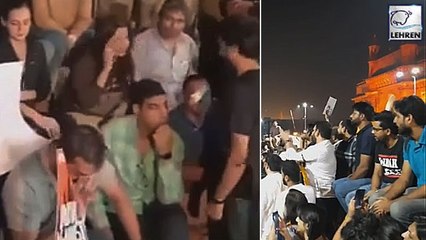 Mumbai Citizens Singing National Anthem Amid CAA Protest