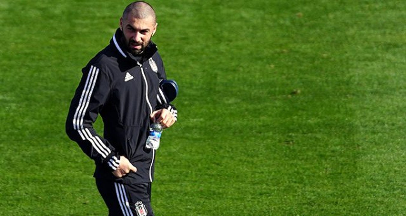 Burak Yılmaz'dan Cenk Tosun ve Arda Turan için çarpıcı mesaj
