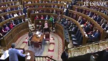 Vox sale del hemiciclo al tomar la palabra Bildu