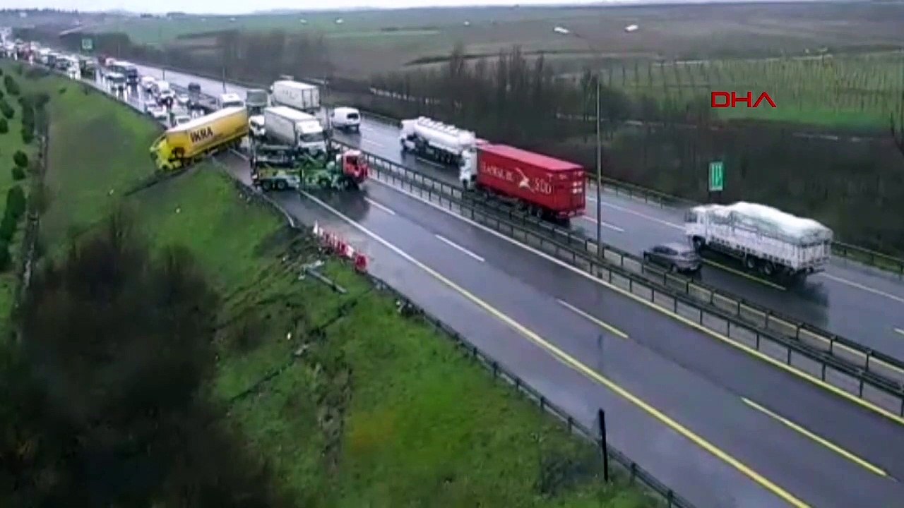 Büyükçekmece TEM Otoyolu'nda trafik durdu