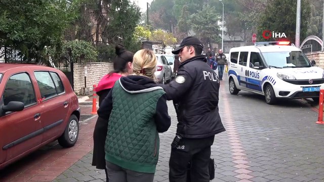 Balkondan atlayan kadının yakınları sinir krizi geçirdi